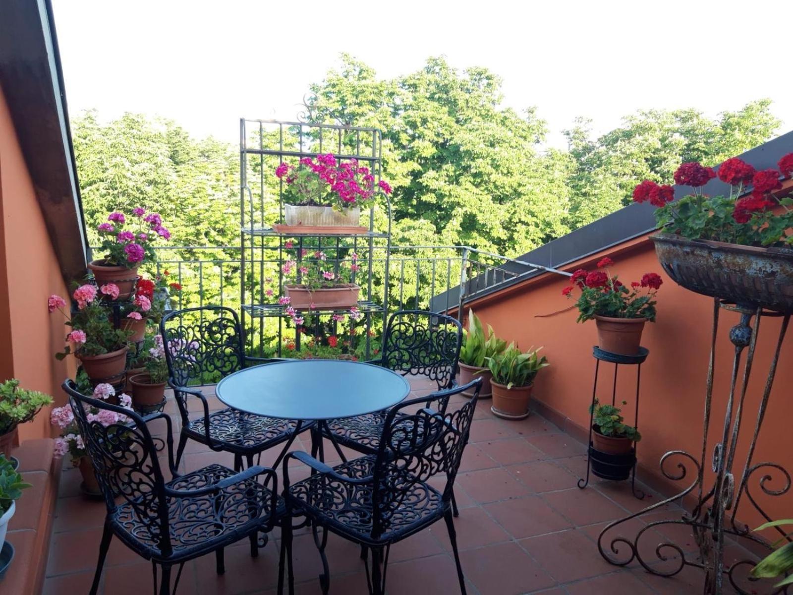 Appartamento "Berart" In Centro A Faenza Exterior foto